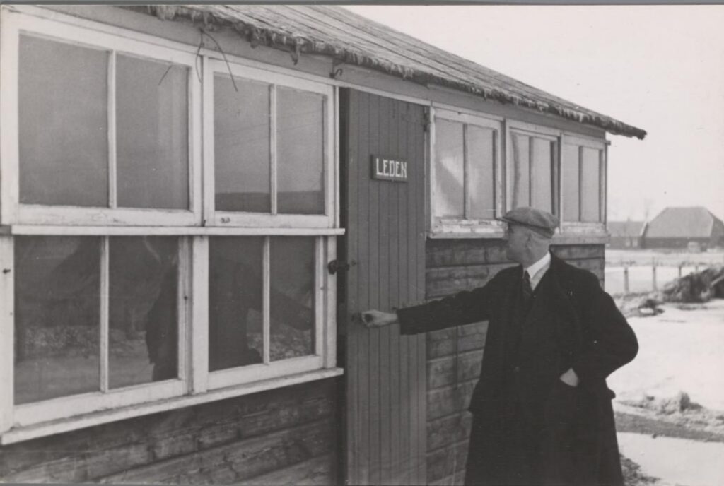Kleedhokje op de Velserweg in 1941